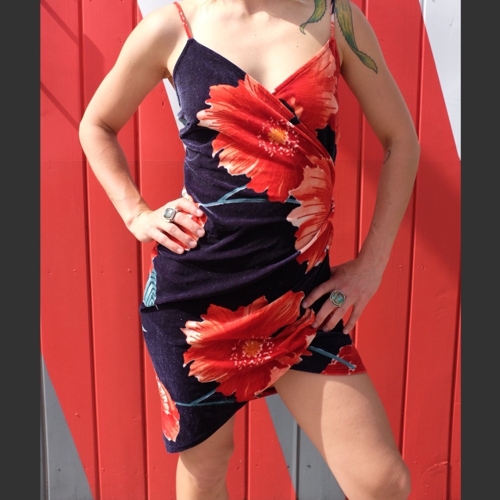 Short, Sexy, Strappy, Body-Con Floral Dress